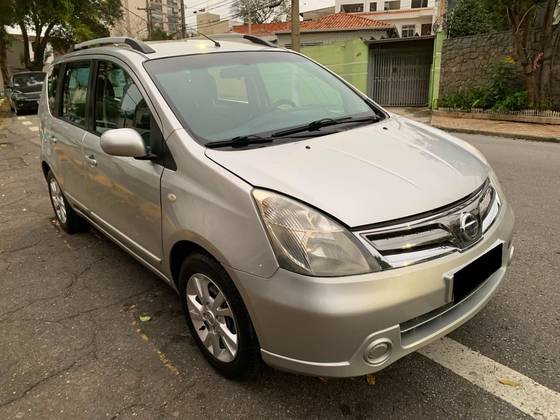 NISSAN LIVINA 1.8 S 16V FLEX 4P AUTOMÁTICO NISSAN LIVINA 1.8 S 16V FLEX 4P AUTOMÁTICO
